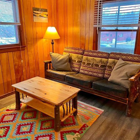Hotel Adirondack Lake Cabins Indian Lake Exterior foto