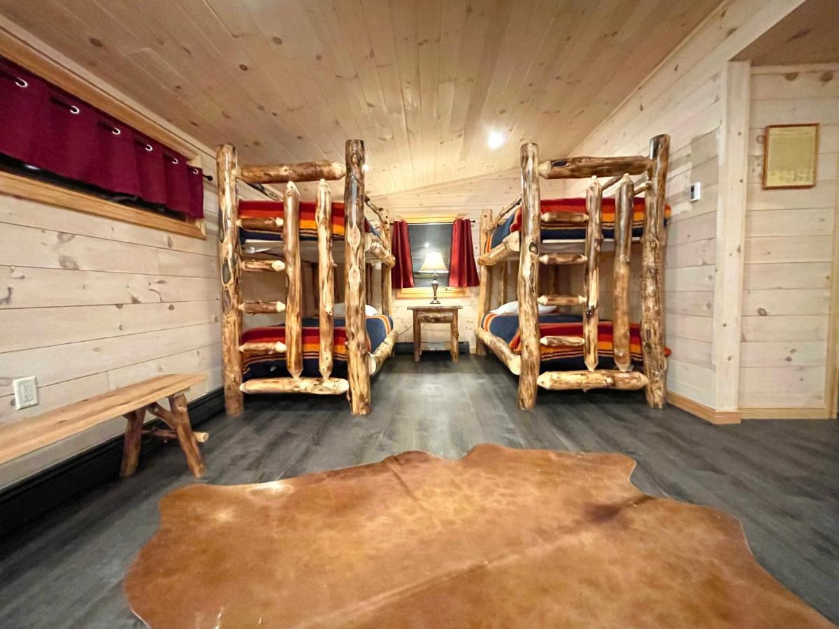 Hotel Adirondack Lake Cabins Indian Lake Exterior foto
