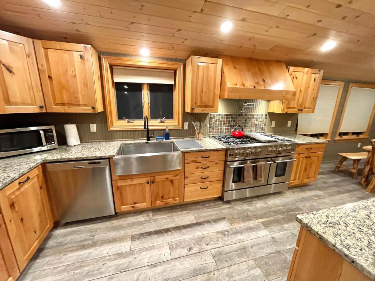 Hotel Adirondack Lake Cabins Indian Lake Exterior foto