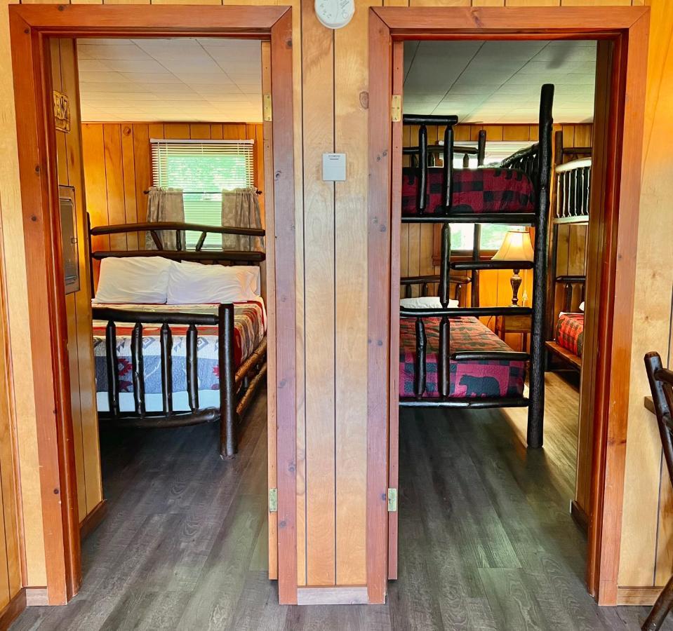 Hotel Adirondack Lake Cabins Indian Lake Exterior foto